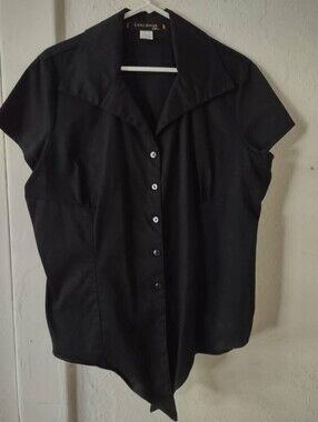 Laura Byrnes Black Short Sleeve Button-Front Shirt